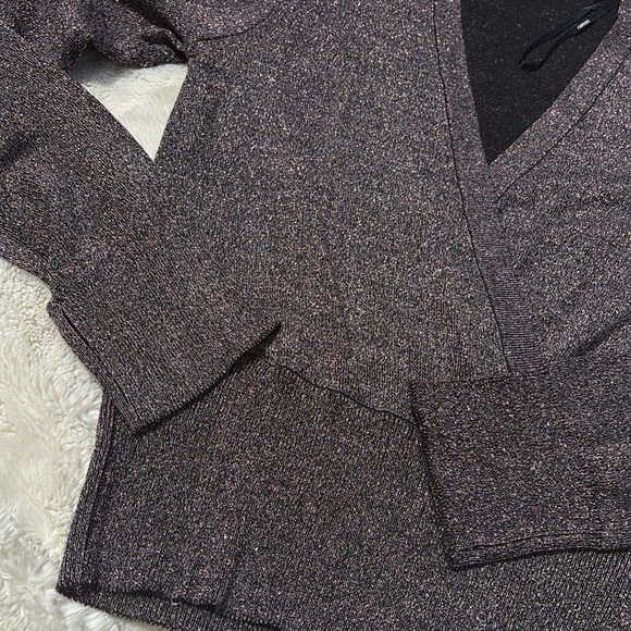 Forever 21 Shimmer Wrap Top – Size XL | Laid-Back Luxe | Pink & Black | - Picture 3 of 8